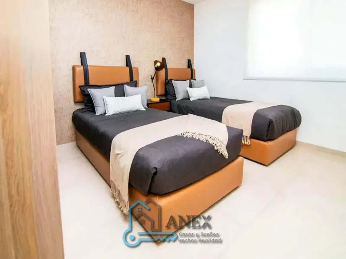 LUCASTA-LIA-005