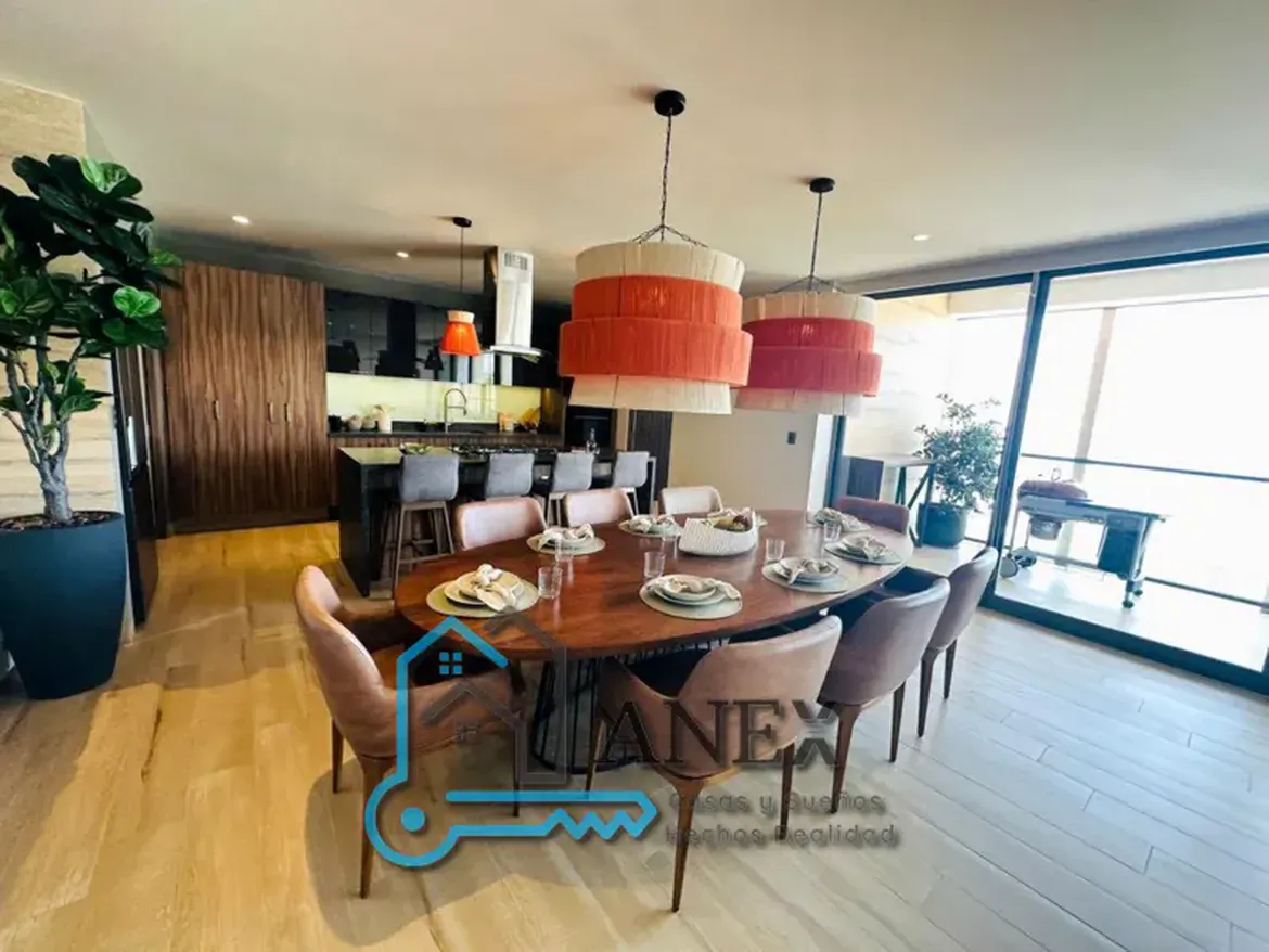 ROYAL-VIEW-LUXURY-007